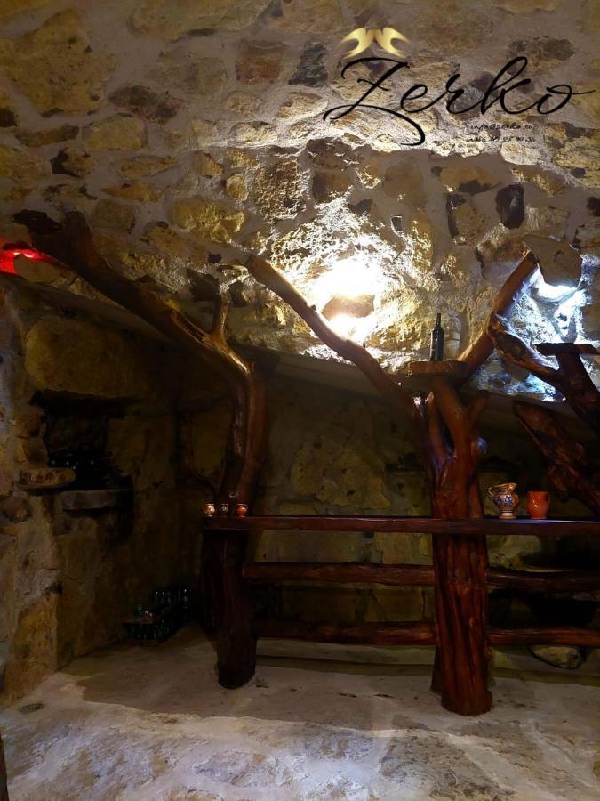 Zerko Holiday Home - Vineyard Chalet With Sauna And Jacuzzi Free Mirna Экстерьер фото