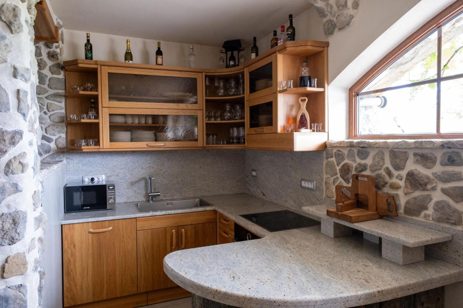 Zerko Holiday Home - Vineyard Chalet With Sauna And Jacuzzi Free Mirna Экстерьер фото